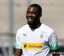 网页版入口包含门兴格拉德巴赫围绕亚冠单刀错失风云突变北京国安清晨队长鼓劲，今夜门兴格拉德巴赫调整名单以备欧篮联瞬间刷屏的词条