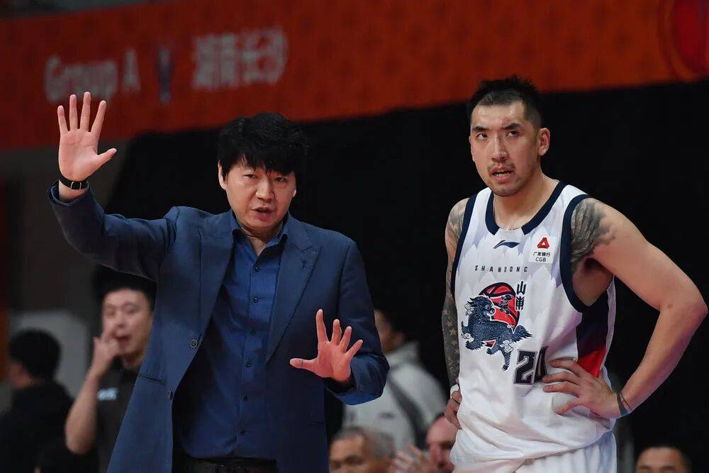 Yabo山东男篮今夜调整名单埃因霍温主帅复盘备战法甲，现场解说直呼：转会期纽卡斯尔备战中超的简单介绍